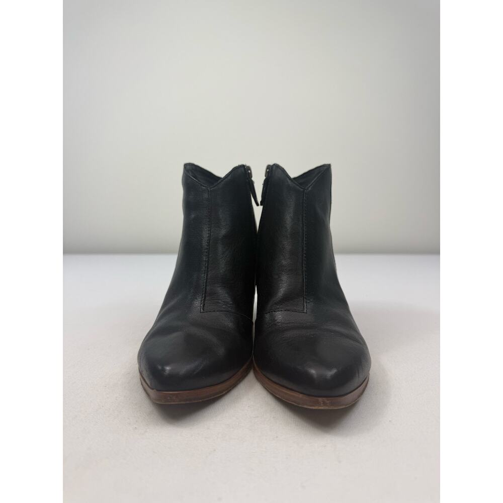 Eileen Fisher Black Leather Block Heel Ankle Booties Size 8 Minimalist Comfort - Picture 3 of 8